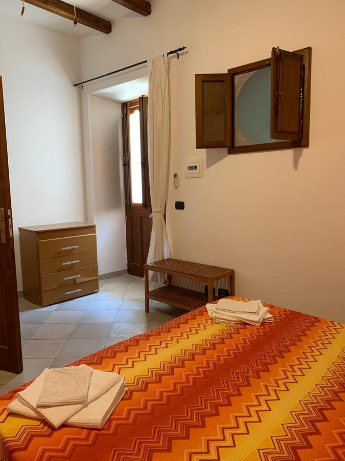 Za Genia Apartment Stromboli Bagian luar foto