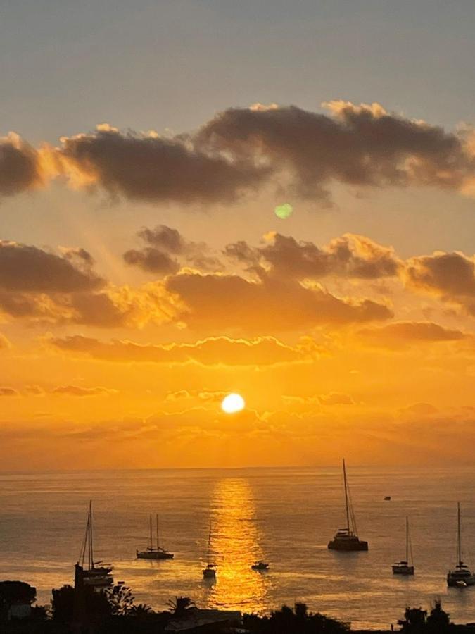 Za Genia Apartment Stromboli Bagian luar foto
