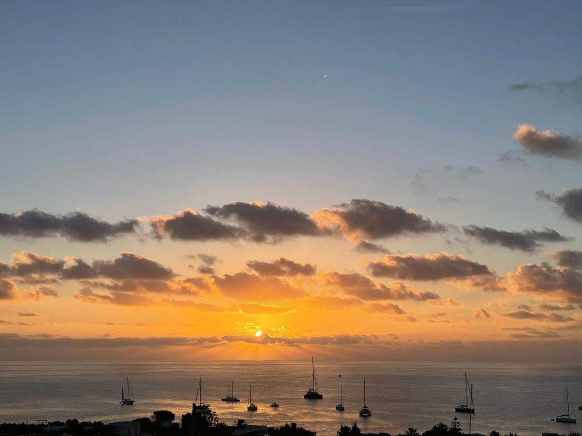 Za Genia Apartment Stromboli Bagian luar foto